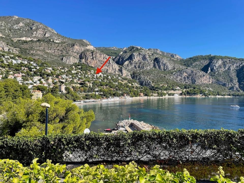 Nearby landmark, Natural landscape, Sea view