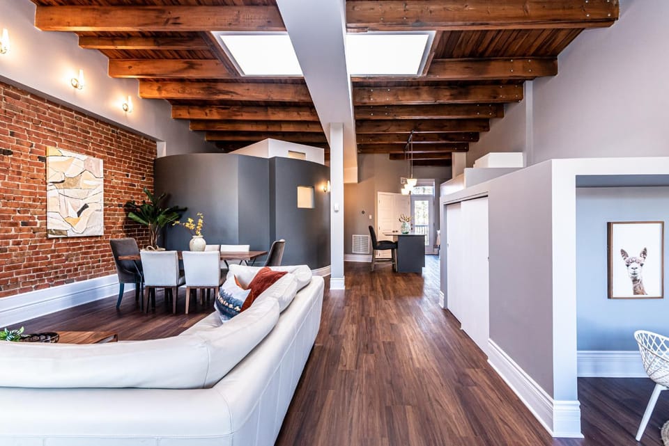 Living room, Seating area, Dining area