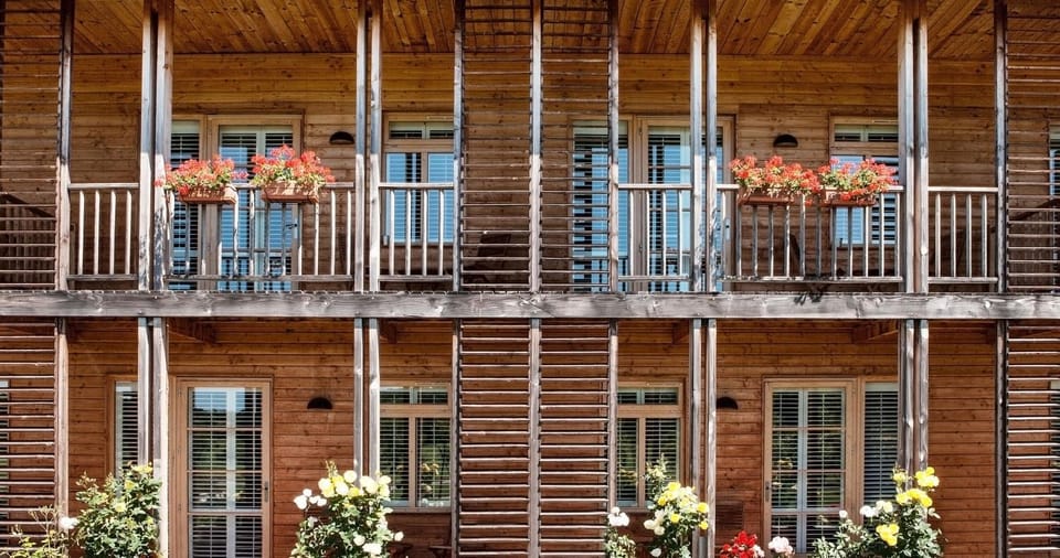 Property building, Balcony/Terrace