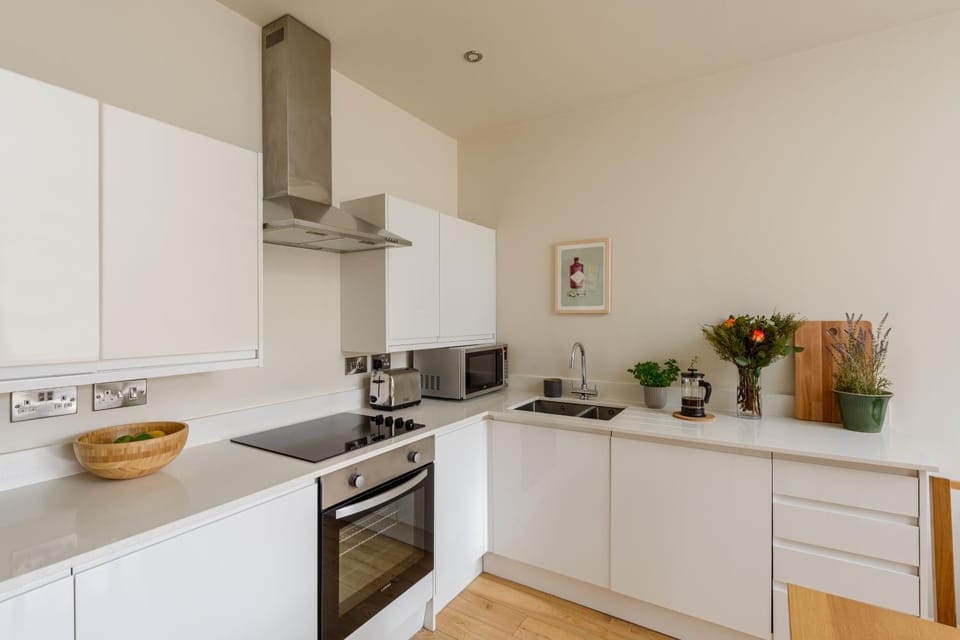 Kitchen or kitchenette, minibar, pet friendly, stove, toaster, kitchen, kitchen