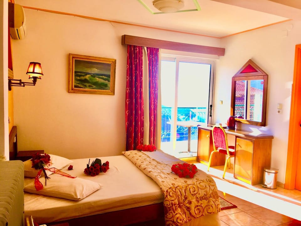delphi aiolos center hotel panoramic view&yoga harmony hotel&rooms Hotel in Peloponnese, Western Greece and the Ionian