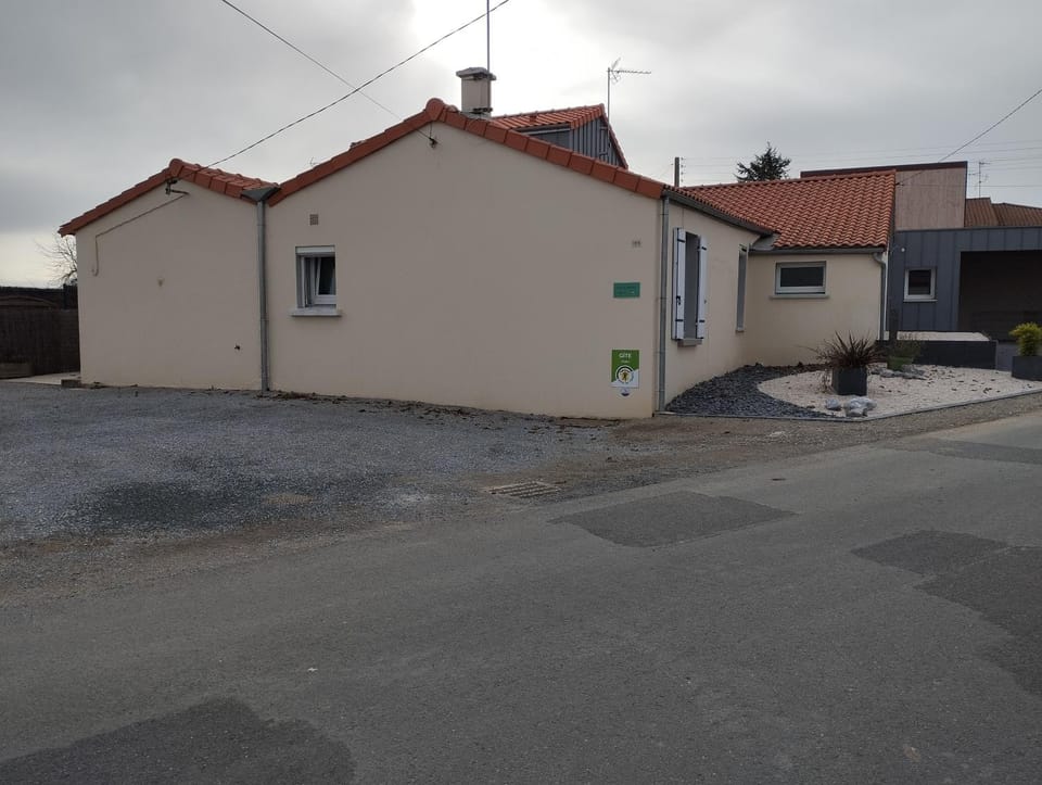 Property building, Parking