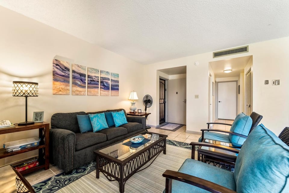 Kona Plaza 215 House in Holualoa