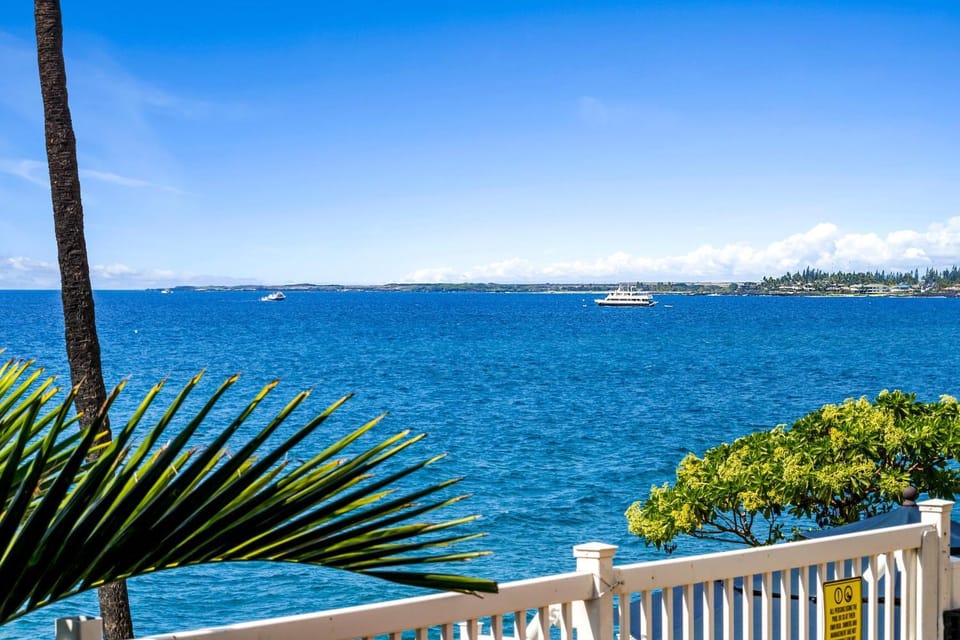Alii Villas#127 Remodeled, AC & Ocean Views! House in Holualoa