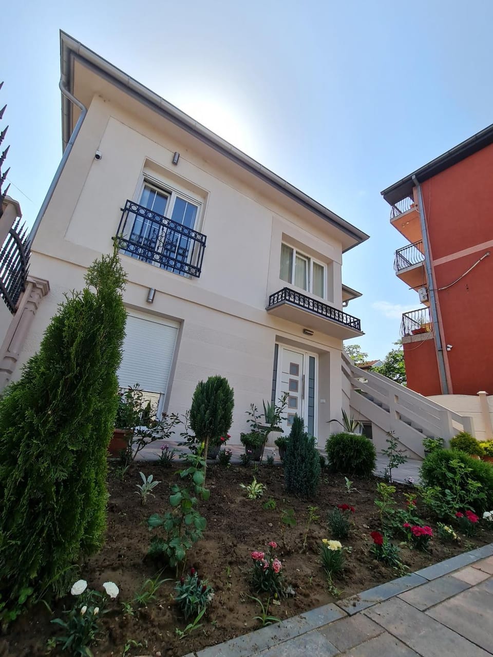 Property building, Property logo or sign, Garden