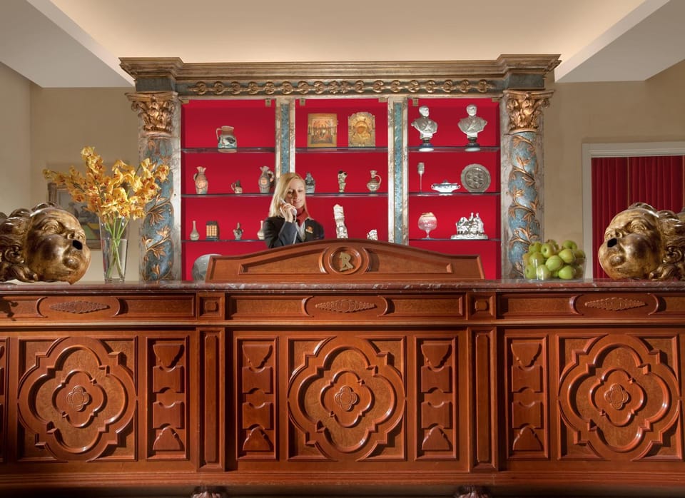 Staff, Lobby or reception
