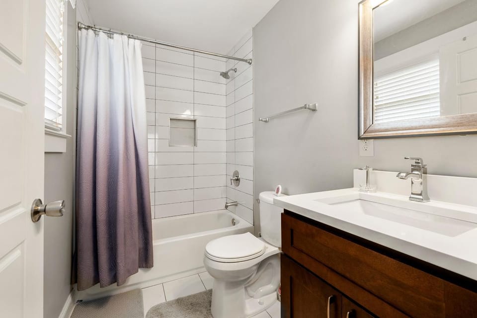 Toilet, Bathroom, Bath