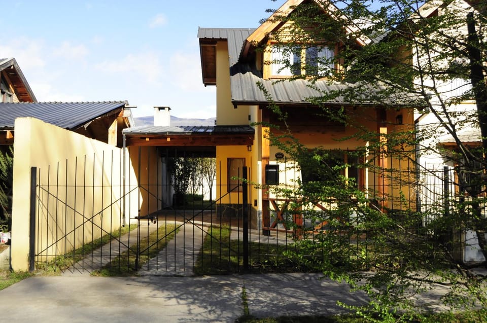 Facade/entrance, Parking