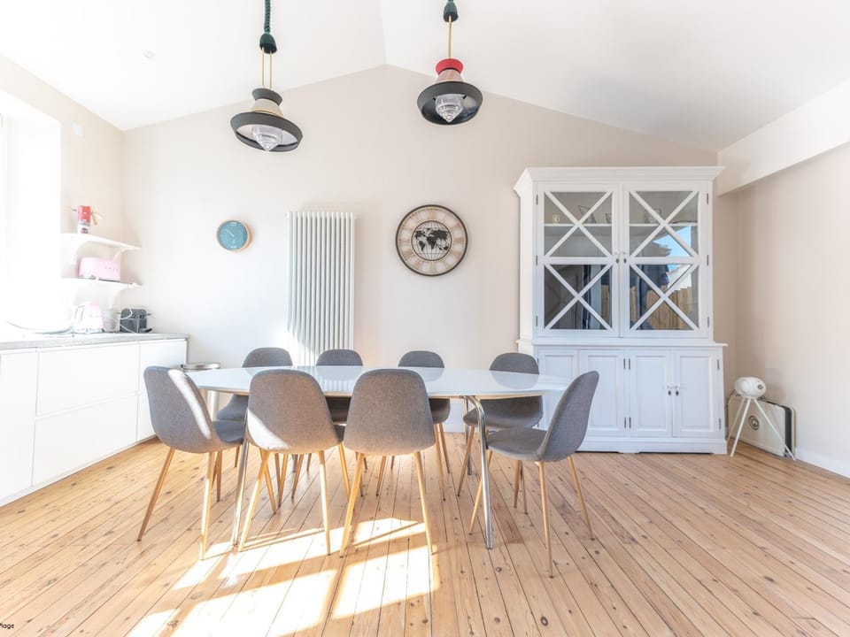 Maison 3 ch. centre-ville, proche plage et marché, 8 pers, 3*, Wi-Fi House in Les Sables-d'Olonne