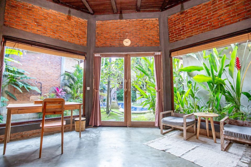 Garden, View (from property/room), Seating area, Garden view