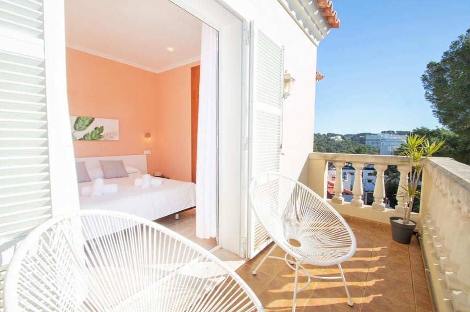 Villa Miel by Sonne Villas Villa in Serpentona