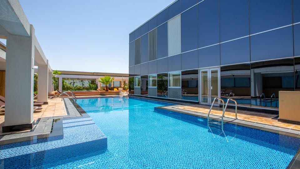 Property building, Swimming pool