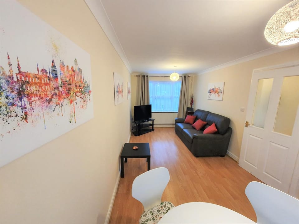 TV and multimedia, Living room, Seating area