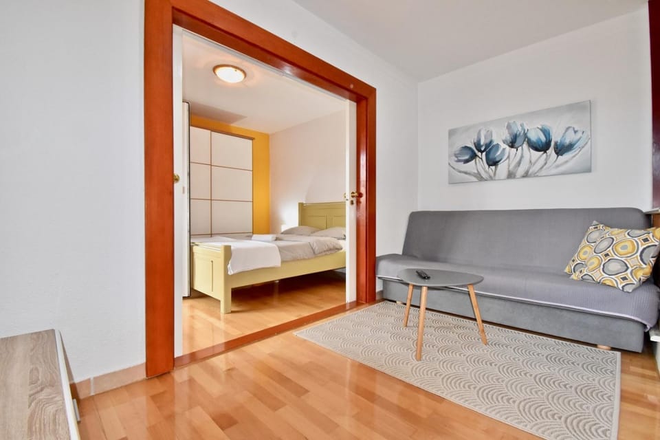 Living room, Bedroom
