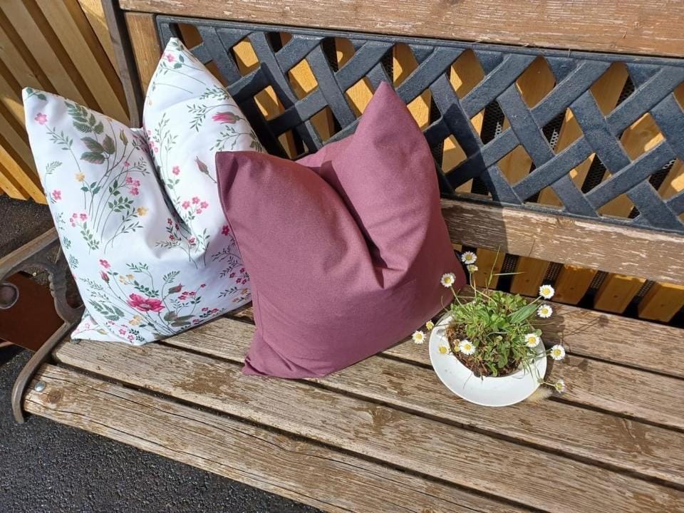 Property building, Seating area