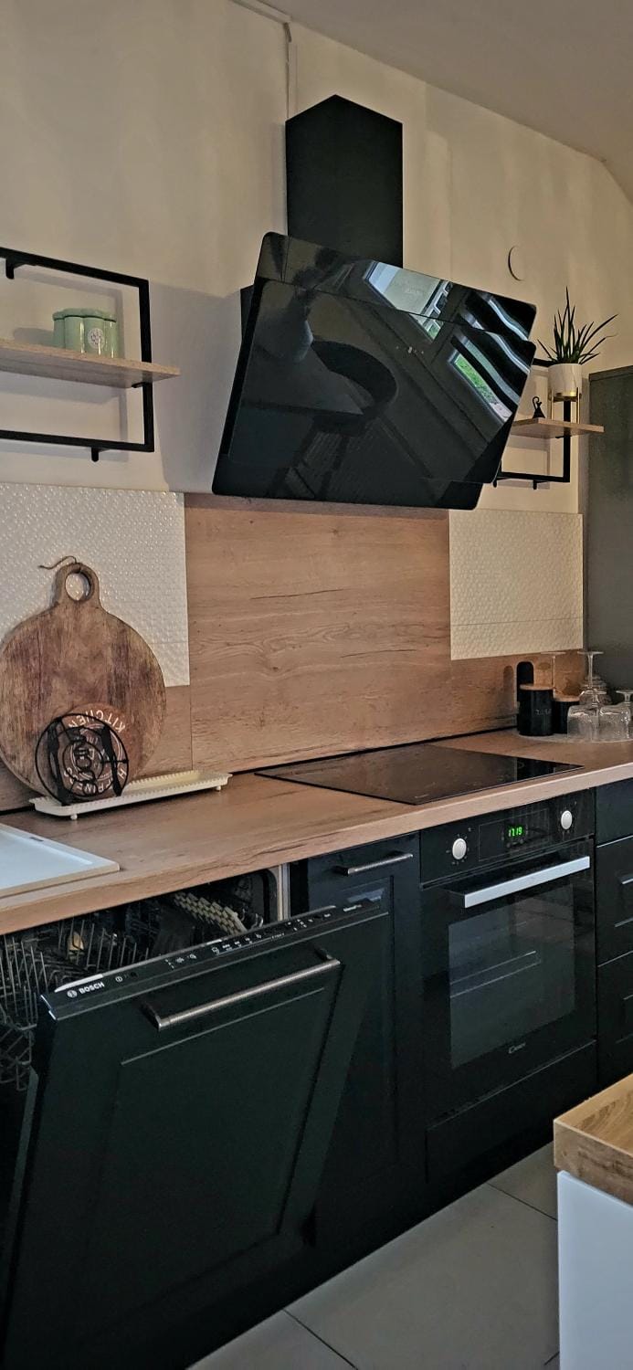 Kitchen or kitchenette, stove