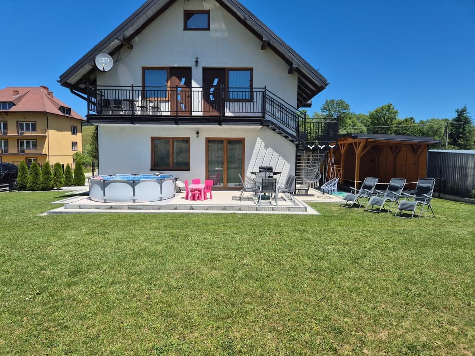Apartamenty Tylicki Poranek Apartment in Lesser Poland Voivodeship