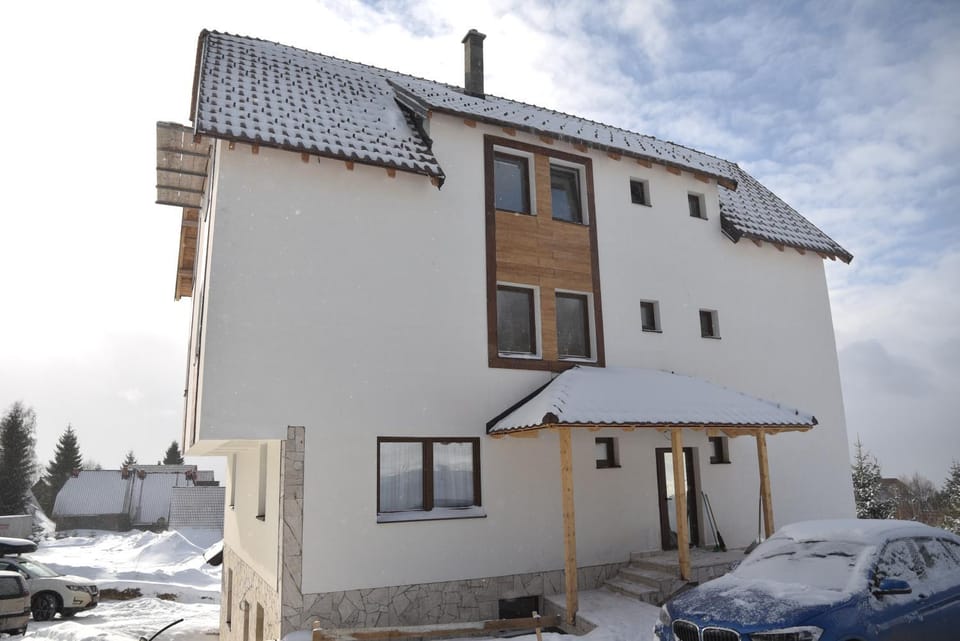 Property building, Day, Winter