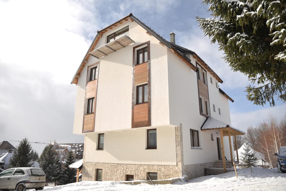 Property building, Day, Winter