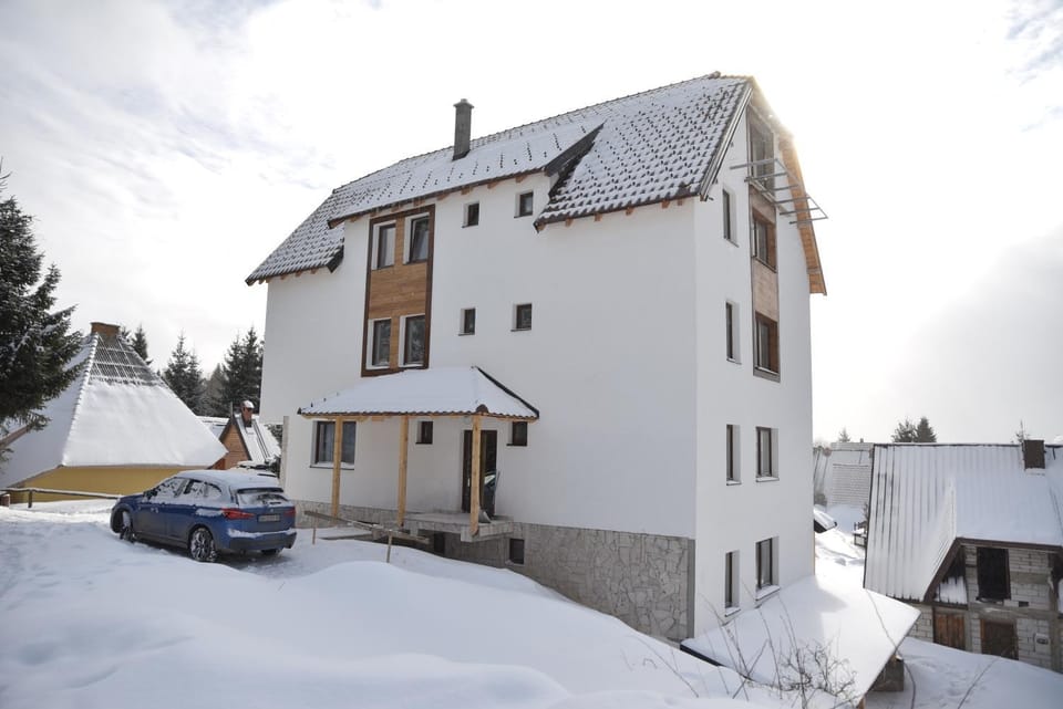 Property building, Day, Winter
