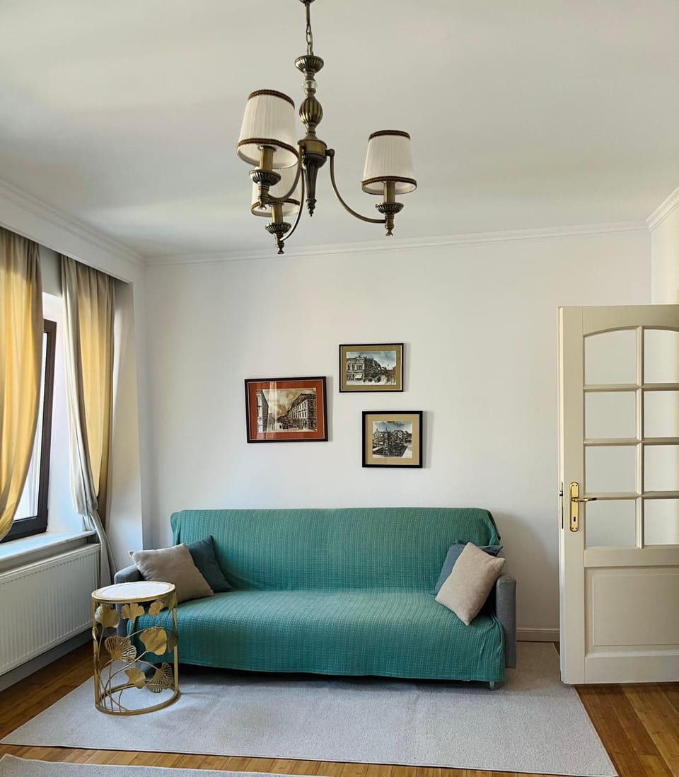 Chira Chiralina Classic Apartment Apartment in Romania