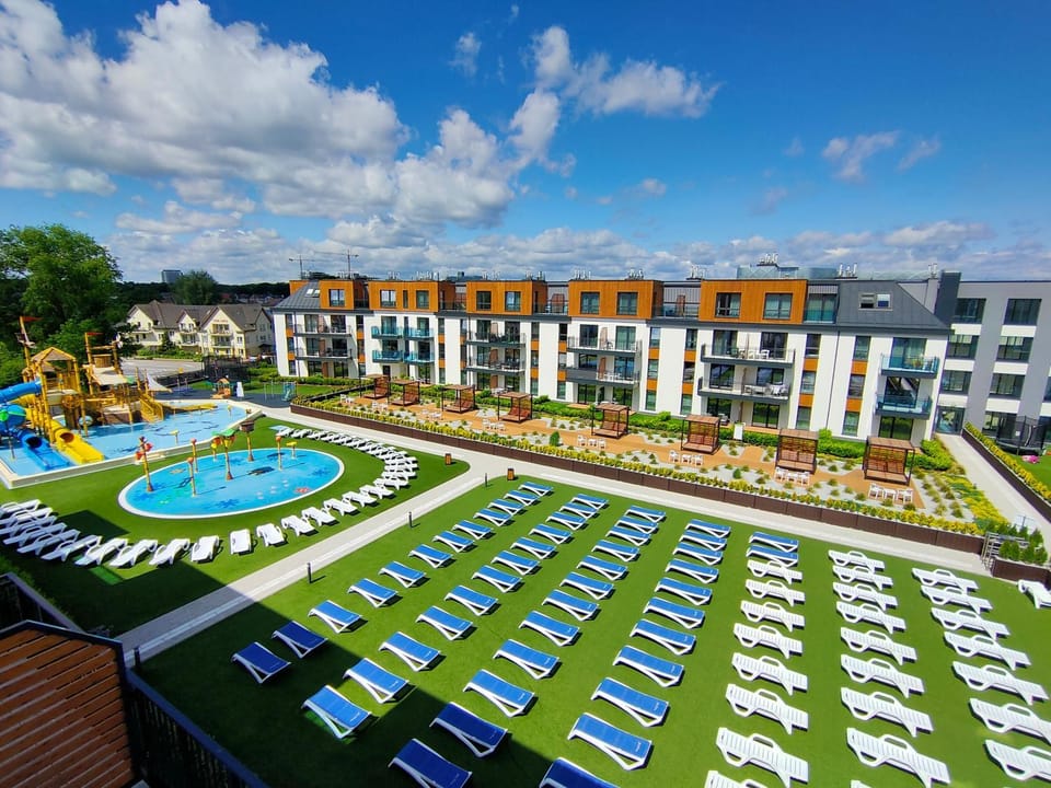 Pool view, Swimming pool