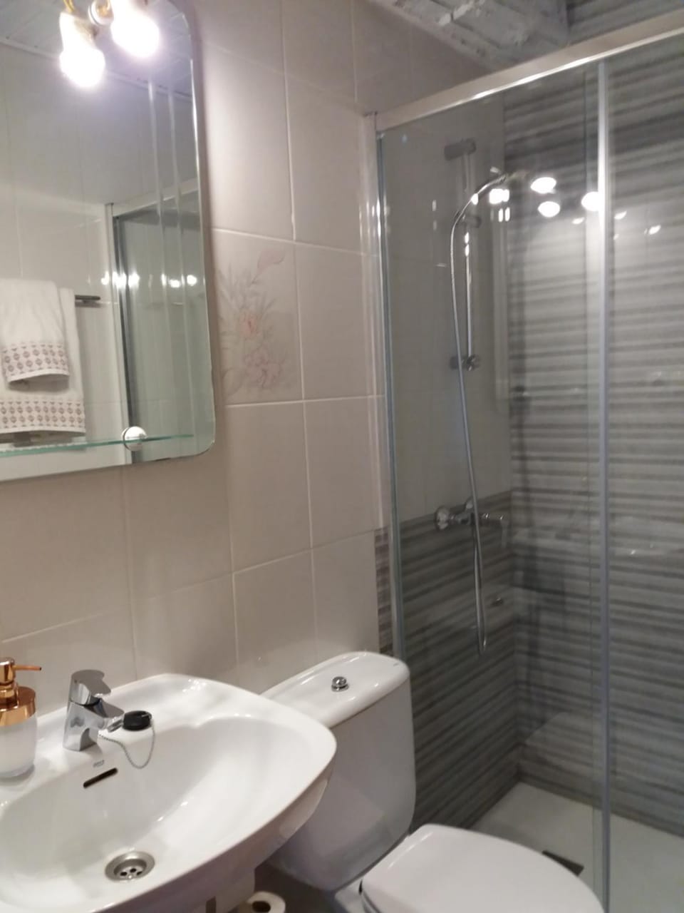 Shower, Bathroom