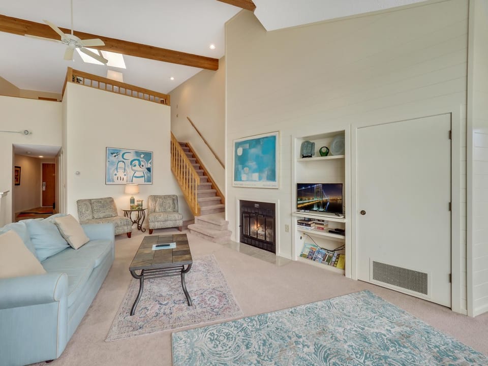 341 Edgewater Inn House in Charlevoix
