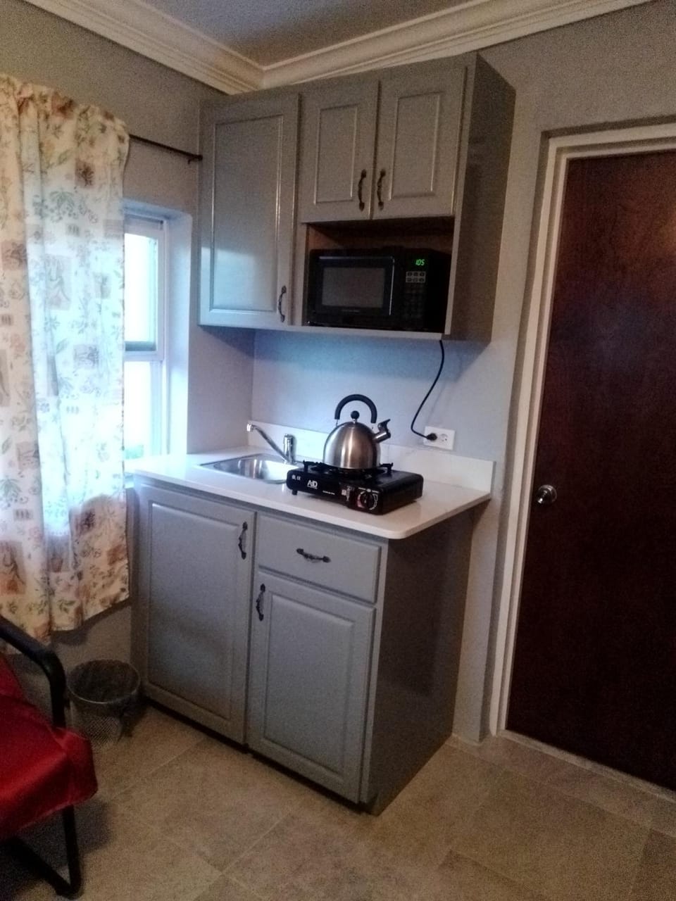 Errol and Nancy Place Apartment in Nassau