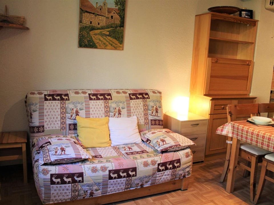 Studio Mezzanine Vars Les Claux, 4 Pers, Proche Commerces - FR-1-330B-192 Apartment in Piedmont