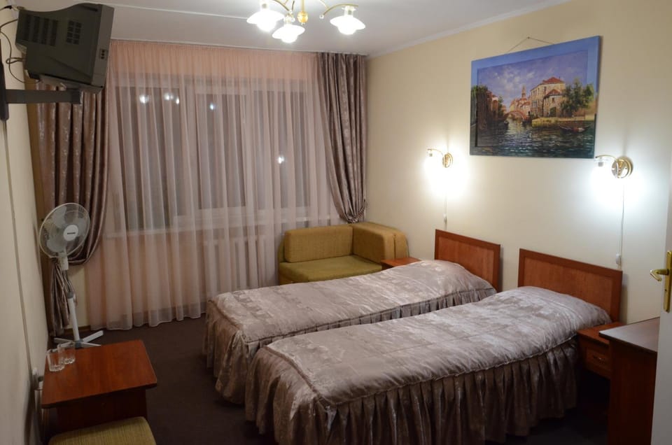 Burger Plus Inn Bed and Breakfast in Lviv