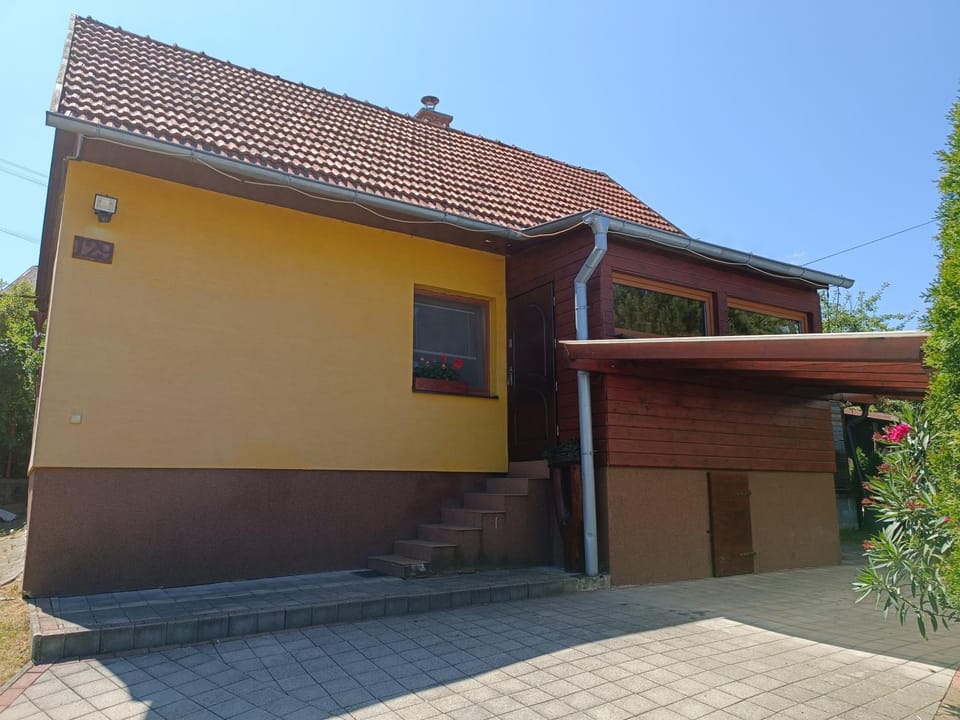 Útulný dovolenkový dom House in Slovakia