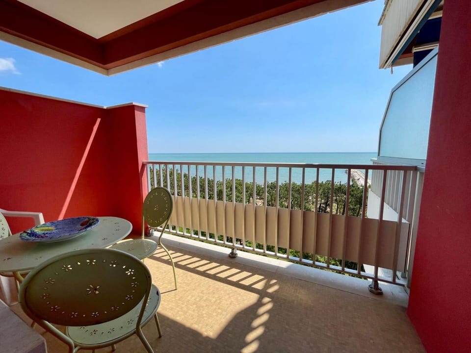Balcony/Terrace, Seating area, Sea view, furniture