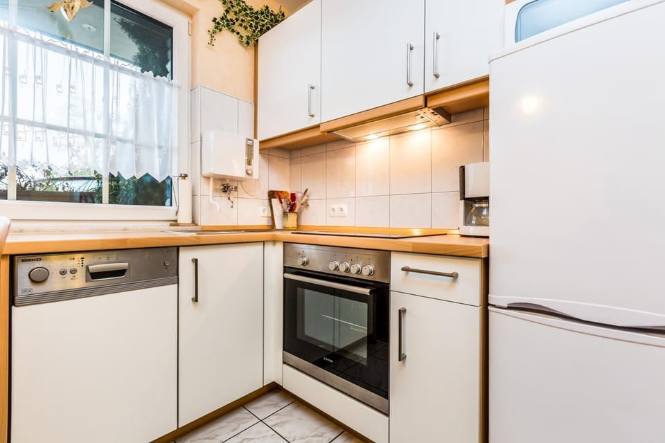 Kitchen or kitchenette, oven, stove, kitchen