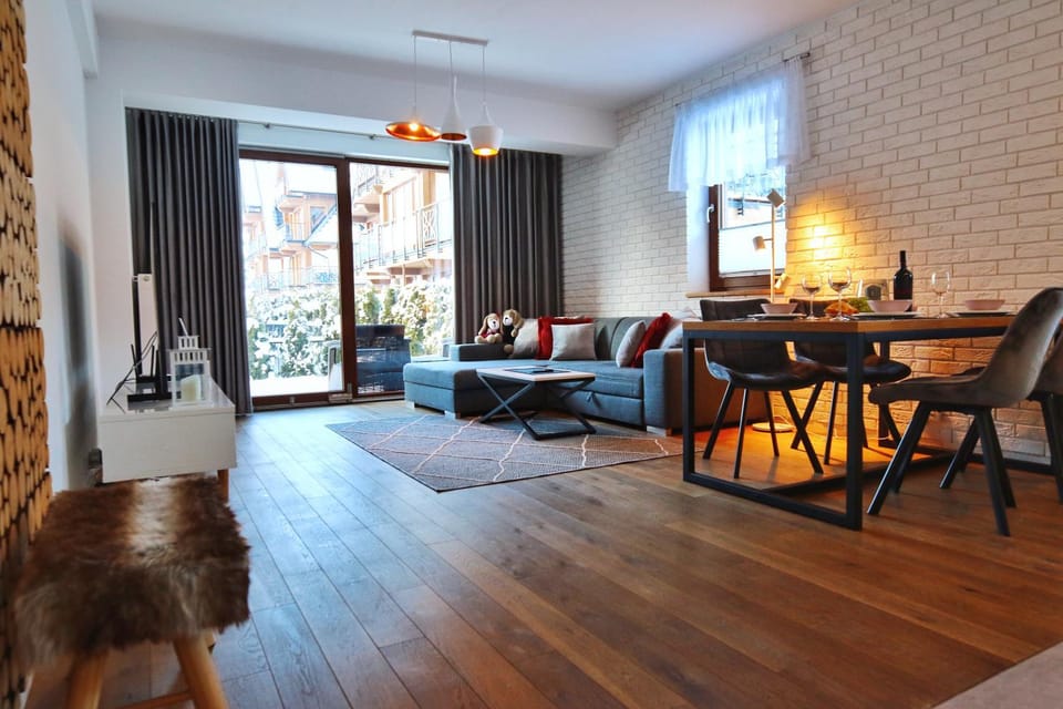 Harnasiowa Izba Ski - Polana Szymoszkowa Ski Resort Zakopane Apartment in Zakopane