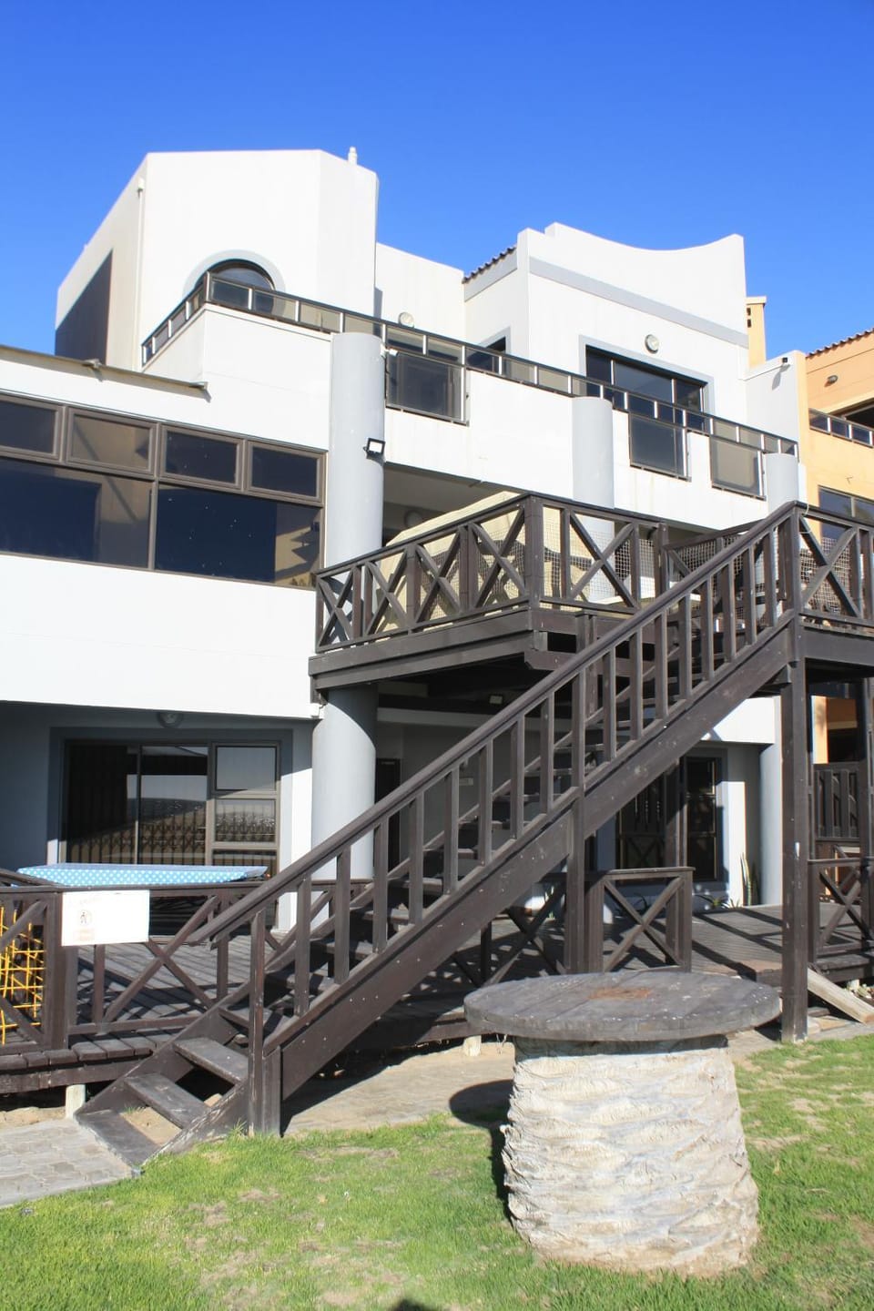 Property building, Day