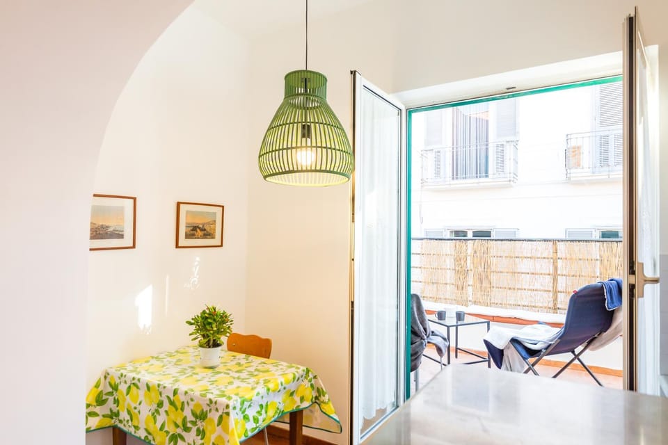 Balcony/Terrace, Living room