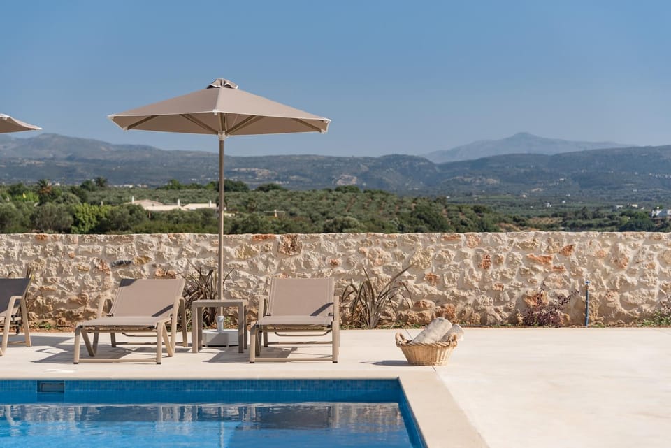 Patio, Balcony/Terrace, Pool view, Swimming pool