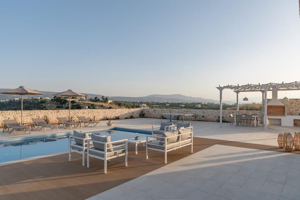Patio, Balcony/Terrace, Pool view, Swimming pool