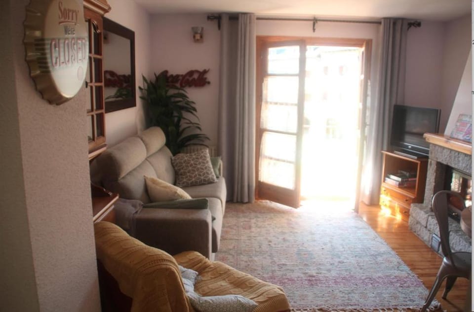 CHECK-IN CASAS Luana Apartment in Benasque