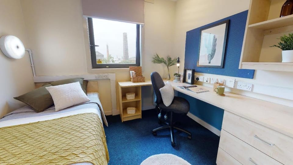 Bed, Photo of the whole room