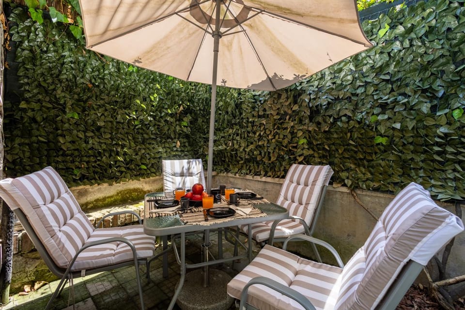 Garden, furniture