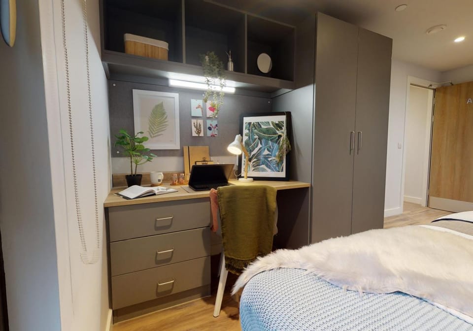 For Students Only - Apartments at Weaver Place in Coventry Apartment in Coventry