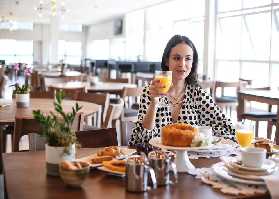 Breakfast, Continental breakfast