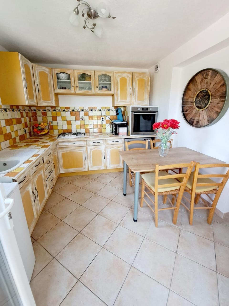 Kitchen or kitchenette, Dining area, dishwasher, oven, stove, toaster