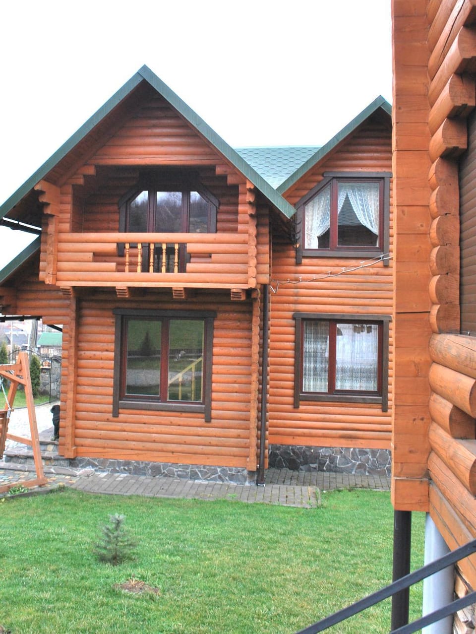 Property building, Day