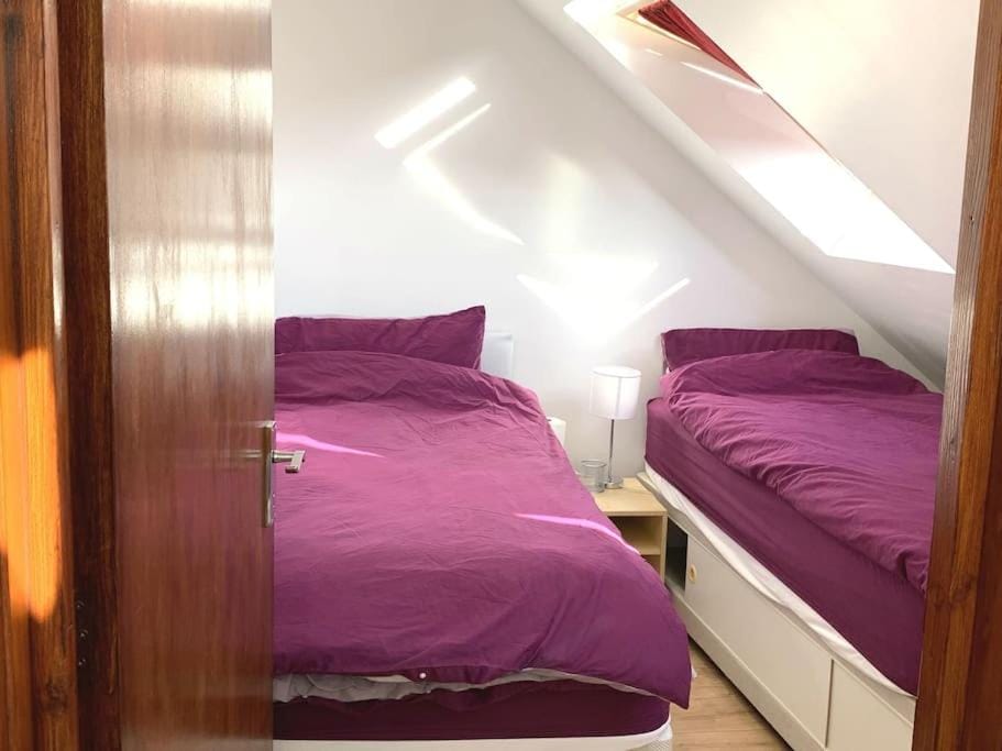 Comfortable Private Room in a Friendly Home in Headington next to Brookes University Oxford, C Vacation rental in Oxford