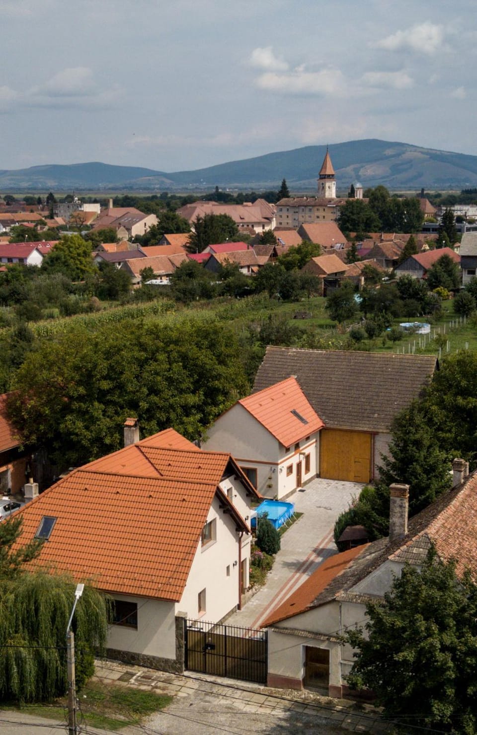 Otto's Guesthouse Bed and Breakfast in Brașov County