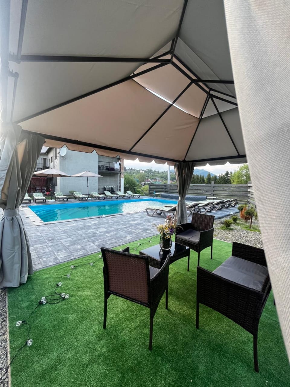 Swimming pool