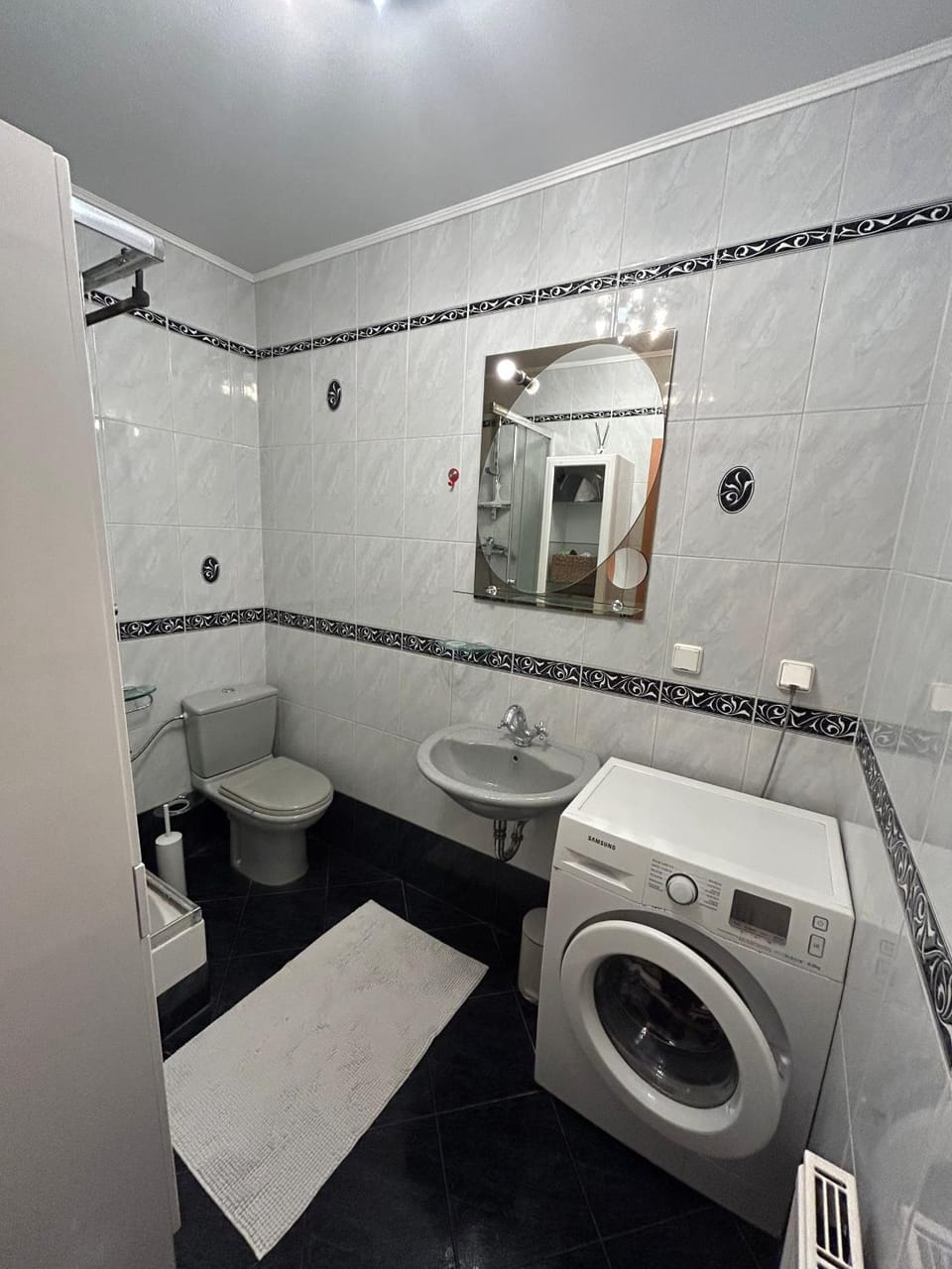 SOPOT CENTRUM, apartament w Dolinie Gołębiewskiej +hala garażowa Apartment in Sopot